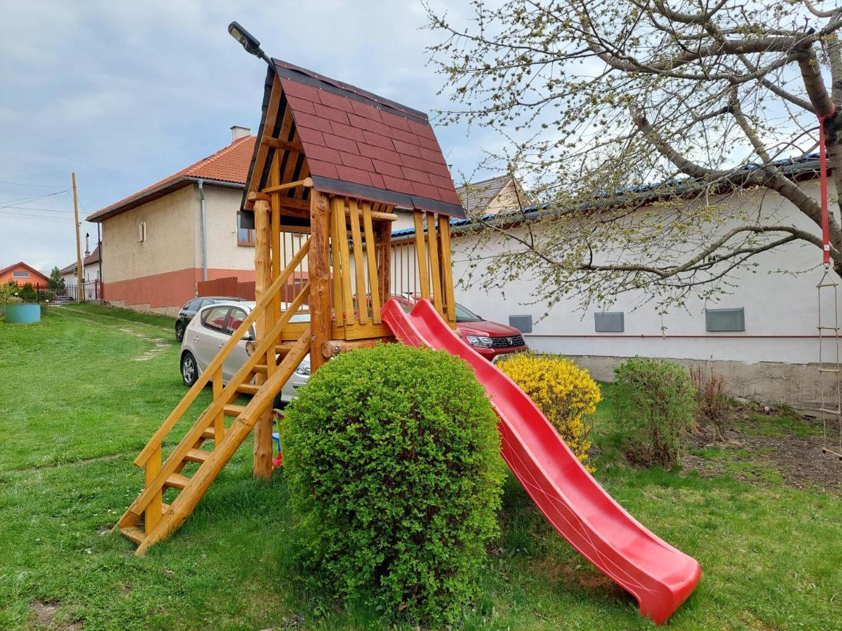 Hotel Penzion Mayka Hrabušice Exterior foto